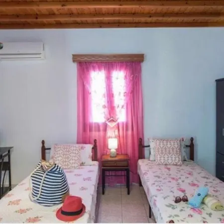 Cosy Near Super Paradise *